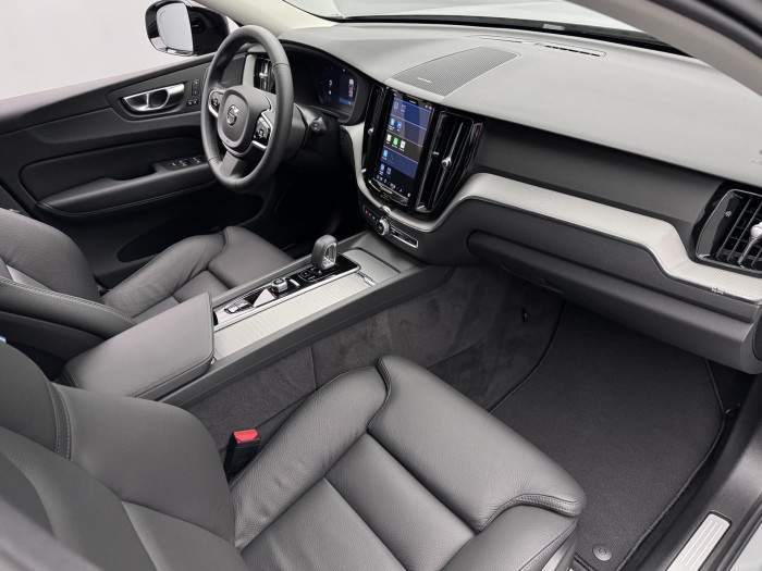 Volvo XC60 T6 AWD RECHARGE PLUS DARK AUT