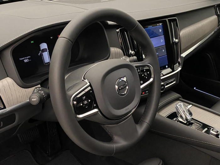 Volvo V90 B4 AWD AUT CROSS COUNTRY PLUS 2.0 Plus