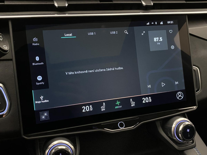 Lynk & Co 01 PHEV DCT AUT REZERVACE