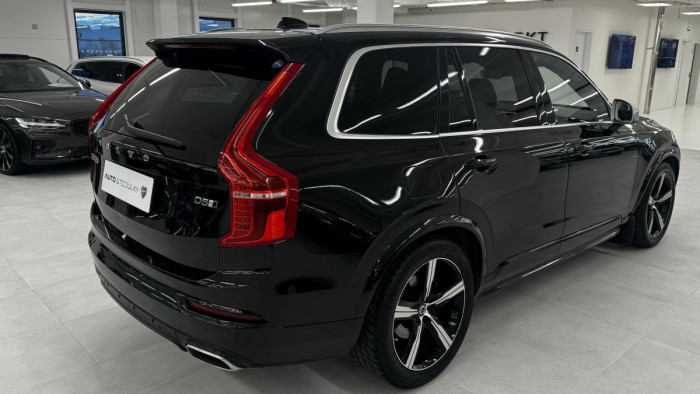 Volvo XC90 D5 AWD R-DESIGN REZERVACE 2.0 d