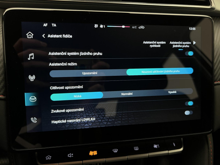 MG ZS 1.5 ESSENTIAL PLUS CZ 1.maj.