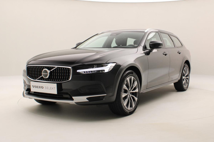 Volvo V90 CC B4 AWD PLUS AUT CZ 1.maj