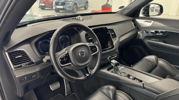 Volvo XC90 T6 AWD R-DESIGN AUT REZERVACE
