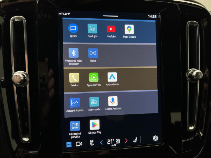 Volvo XC40 RECHARGE TWIN MOTOR PLUS