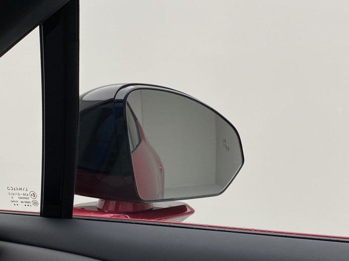 Lynk & Co 02 MORE EV