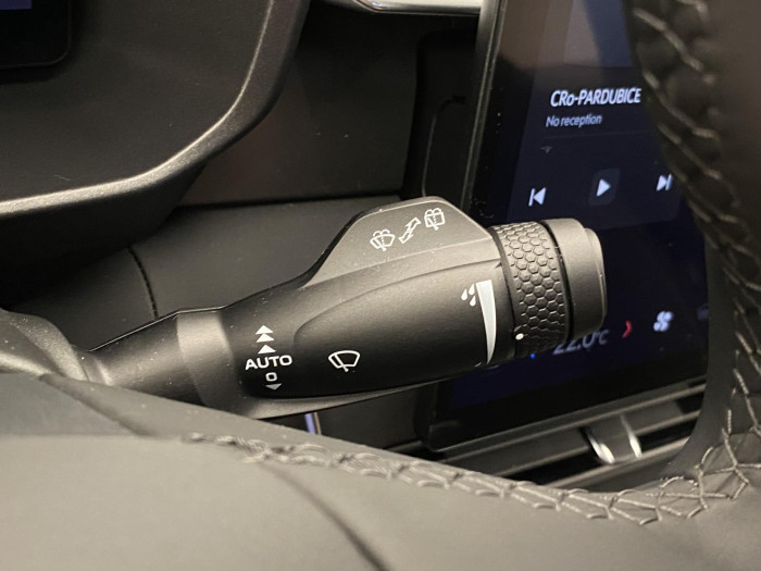 Lynk & Co 01 01 CORE PHEV