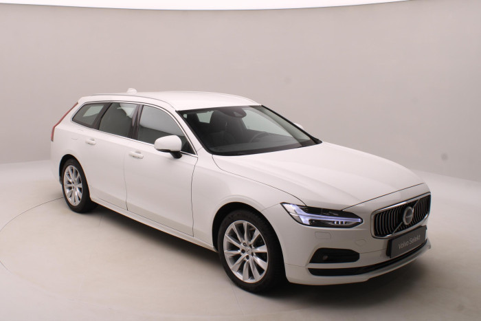 Volvo V90 B4 MOMENTUM AUT CZ 2.0 Momentum