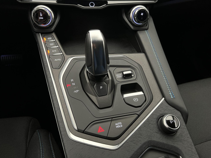 Lynk & Co 01 PHEV DCT Aut 1.maj.