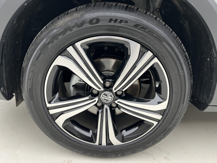 MG ZS 1.5 ESSENTIAL PLUS CZ 1.maj.