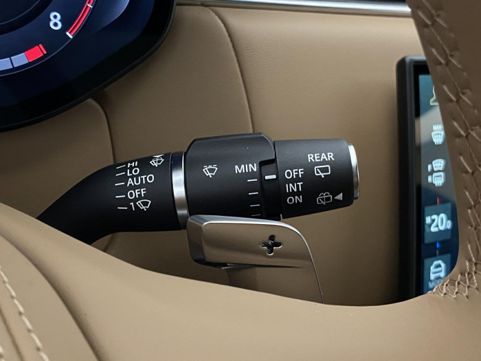 Land Rover Range Rover P530 AUTOBIOGRAPHY LWB