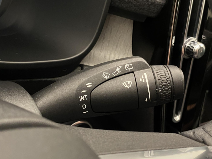 Volvo XC40 B4 AWD INSCRIPTION AUT CZ