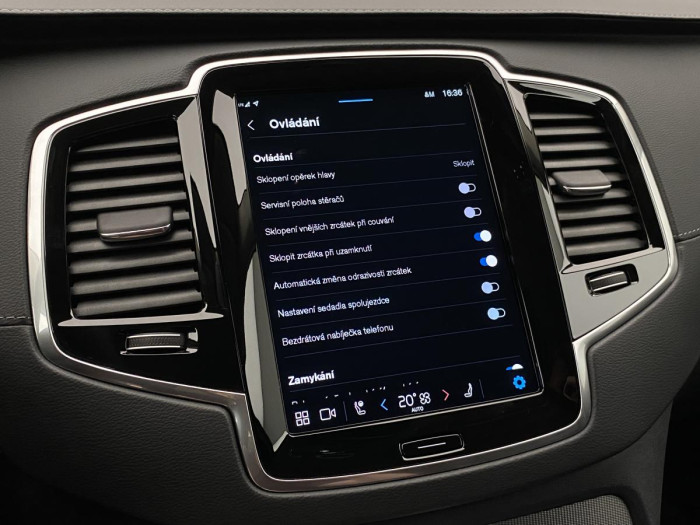 Volvo XC90 B5 AWD PLUS DARK AUT REZERVACE 2.0 Plus