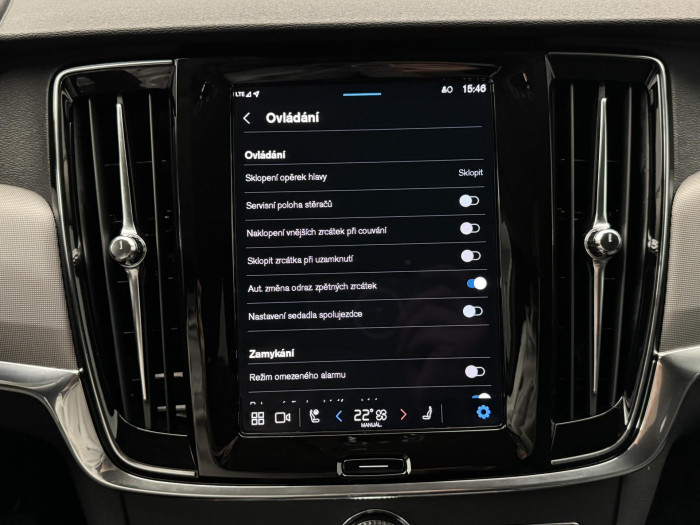 Volvo V90 T6 AWD RECHARGE DARK 1.maj