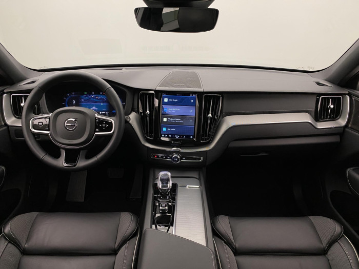 Volvo XC60 T6 AWD PLUG-IN DARK PLUS CZ