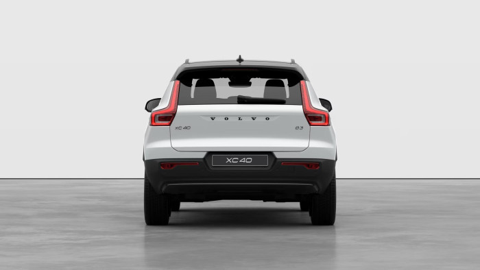 Volvo XC40 B3 AUT PLUS BLACK EDITION