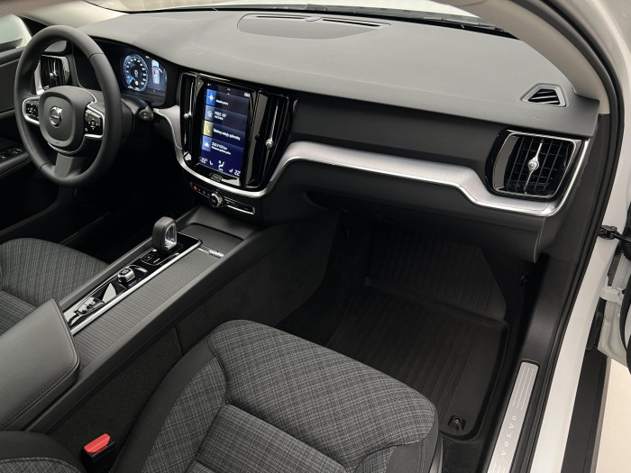 Volvo V60 CC B4 AWD AUT 1.maj. 2.0 CC CC