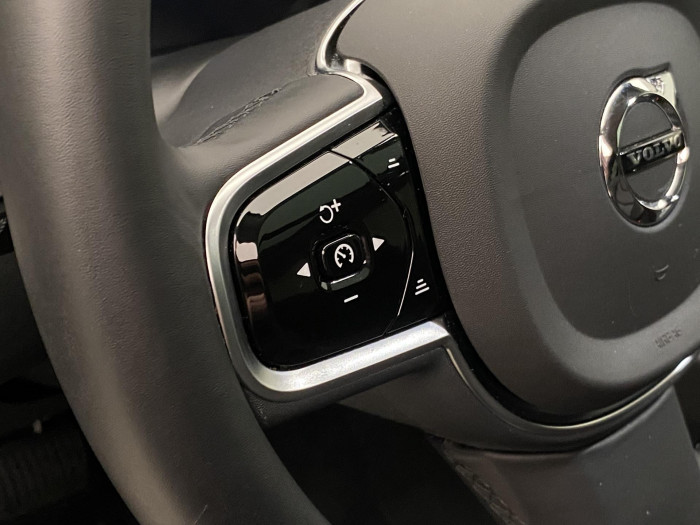 Volvo XC60 B4 AWD PLUS BRIGHT AUT 1.maj