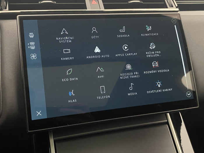 Land Rover Range Rover Velar D300 DYNAMIC SE AWD REZERVACE 3.0 d Dynamic SE