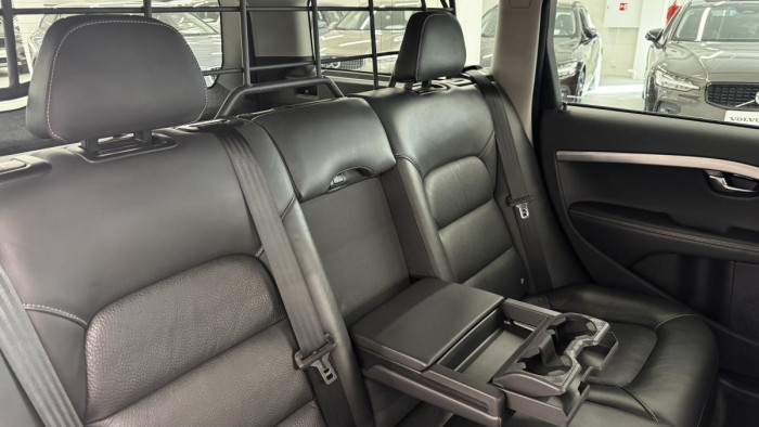 Volvo XC70 D4 AWD BLACK EDITION REZERVACE 2.4 d Edition