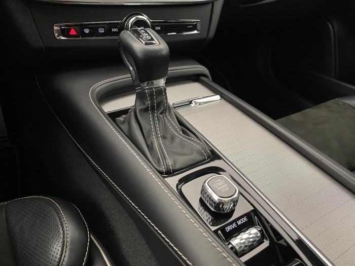 Volvo V90 D4 R-DESIGN AUT 2.0 d