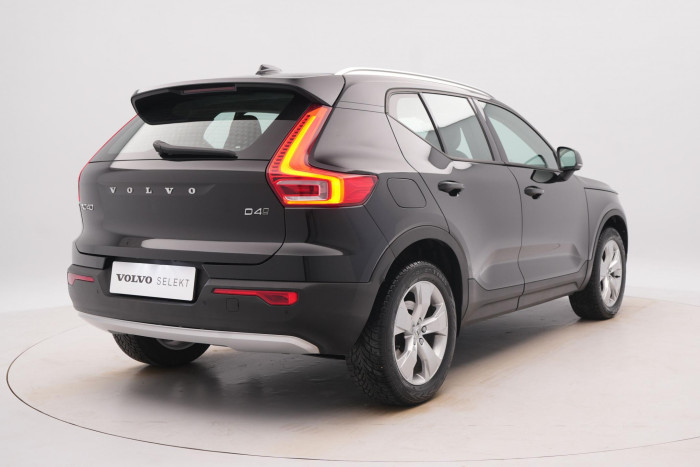 Volvo XC40 D4 AWD MOMENTUM 2.0 d Momentum