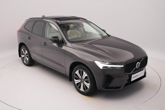 Volvo XC60 T6 AWD RECHARGE DARK 1.maj