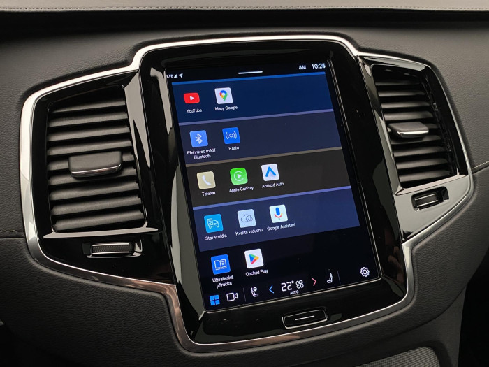 Volvo XC90 T8 AWD RECHARGE PLUS DARK AUT