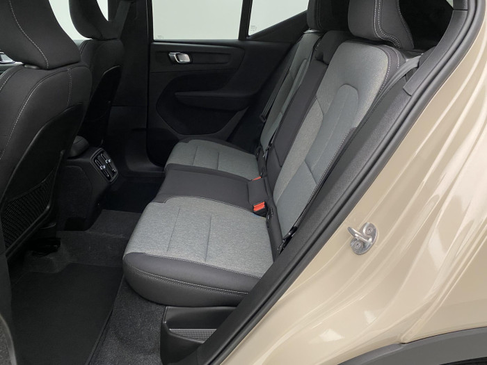 Volvo XC40 B3 AUT DARK PLUS