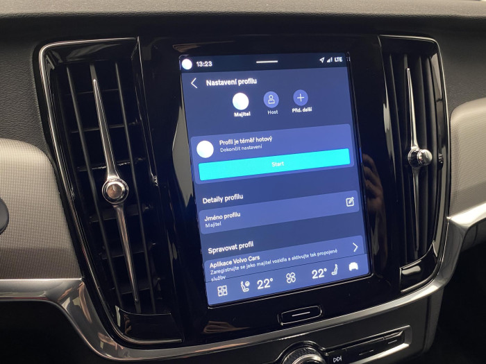 Volvo V90 T6 AWD RECHARGE DARK PLUS