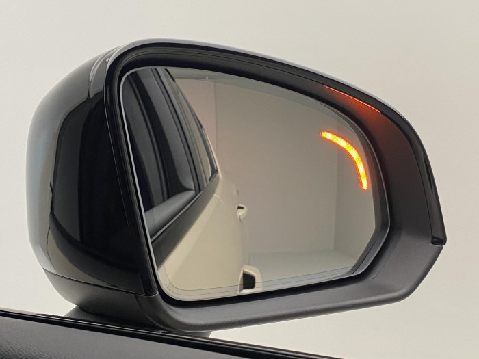 Volvo XC40 B3 AUT DARK PLUS