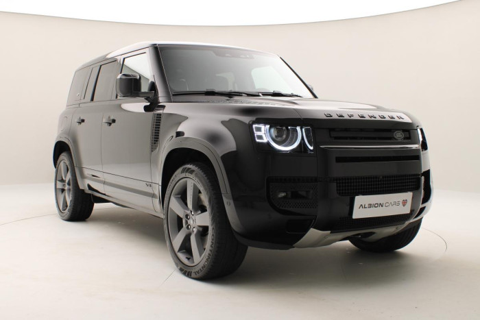 Land Rover Defender 110 V8 P525 AWD AUT REZERVACE 5.0 V8