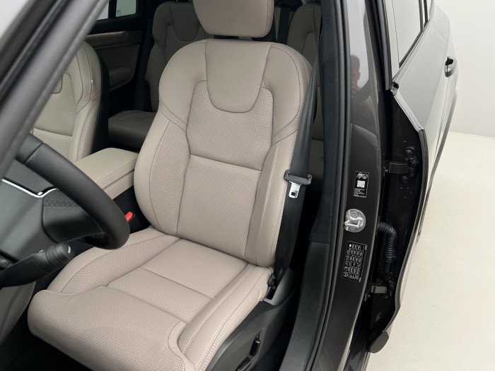 Volvo XC90 B5 AWD DARK ULTRA AUT