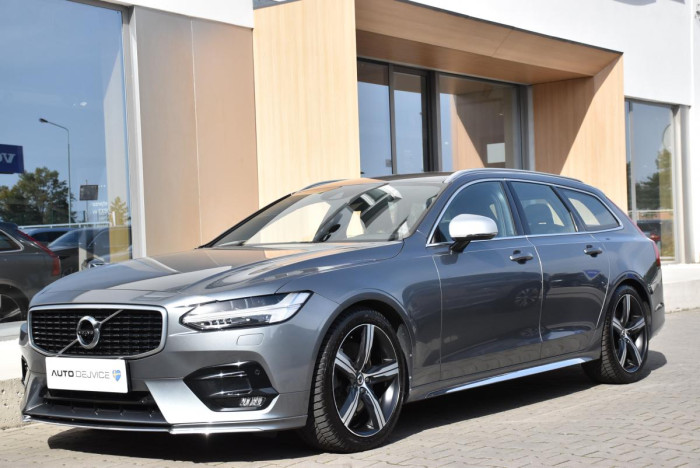Volvo V90 D5 AWD R-Design REZERVACE 2.0 d