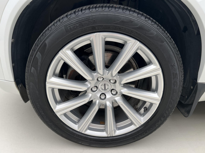Volvo XC90 D5 AWD INSCRIPTION AUT CZ 2.0 d
