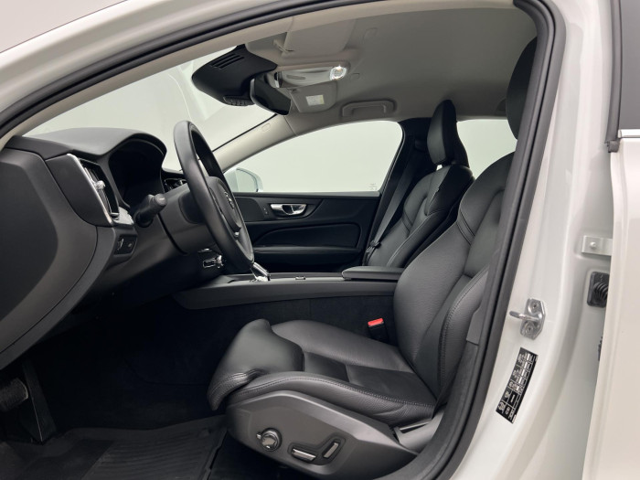 Volvo V60 B4 INSCRIPTION AUT
