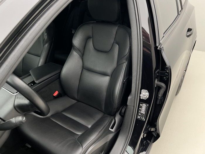 Volvo V60 D4 MOMENTUM AUT 1.maj. 2.0 d Momentum