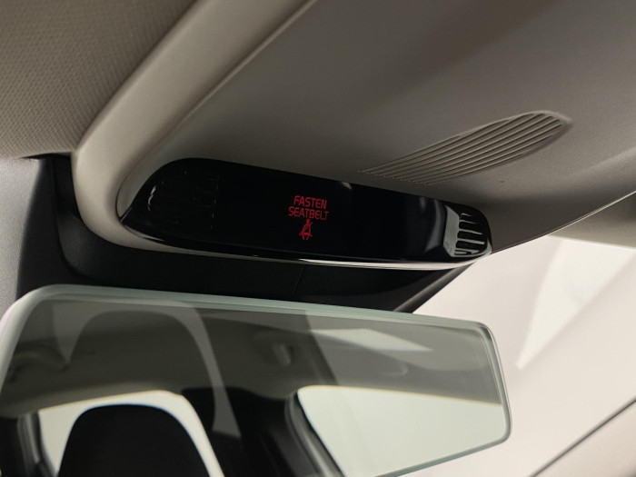 Volvo V40 T2 KINETIC CZ