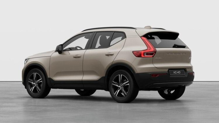 Volvo XC40 B3 DARK PLUS AUT