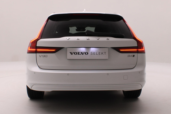 Volvo V90 B4 AWD CORE AUT CZ