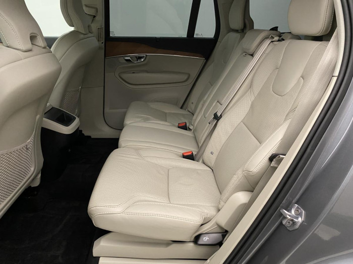Volvo XC90 D5 AWD INSCRIPTION REZERVACE 2.0 d