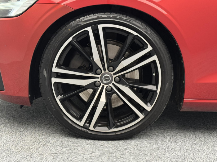 Volvo V60 T6 AWD R-DESIGN POLESTAR