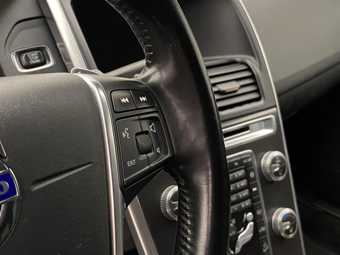 Volvo XC60 D5 AWD SUMMUM AUT CZ 2.4 d Summum