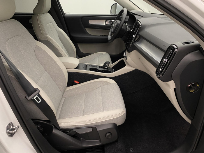 Volvo XC40 T3 MOMENTUM PRO AUT 1.maj 1.5 Momentum