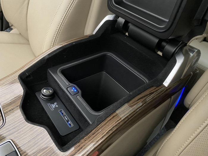 Land Rover Range Rover D300 AUTOBIOGRAPHY  REZERVACE 3.0 d