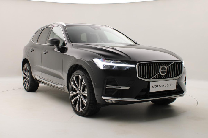 Volvo XC60 B5 AWD ULTIMATE AUT REZERVACE