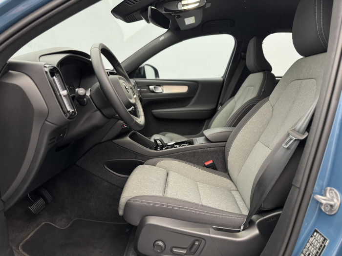 Volvo XC40 B3 DARK PLUS CZ 1.maj