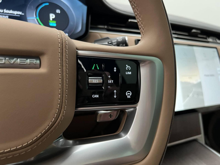 Land Rover Range Rover P460e AUTOBIOGRAPHY