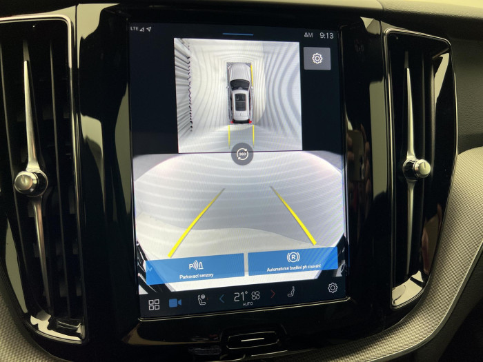 Volvo XC60 T6 AWD RECHARGE PLUS DARK AUT