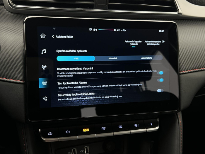 MG ZS 1.5 ESSENTIAL PLUS CZ 1.maj.