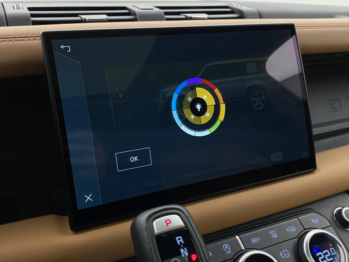 Land Rover Defender 130 D300 HSE AWD AUT CZ 3.0 d